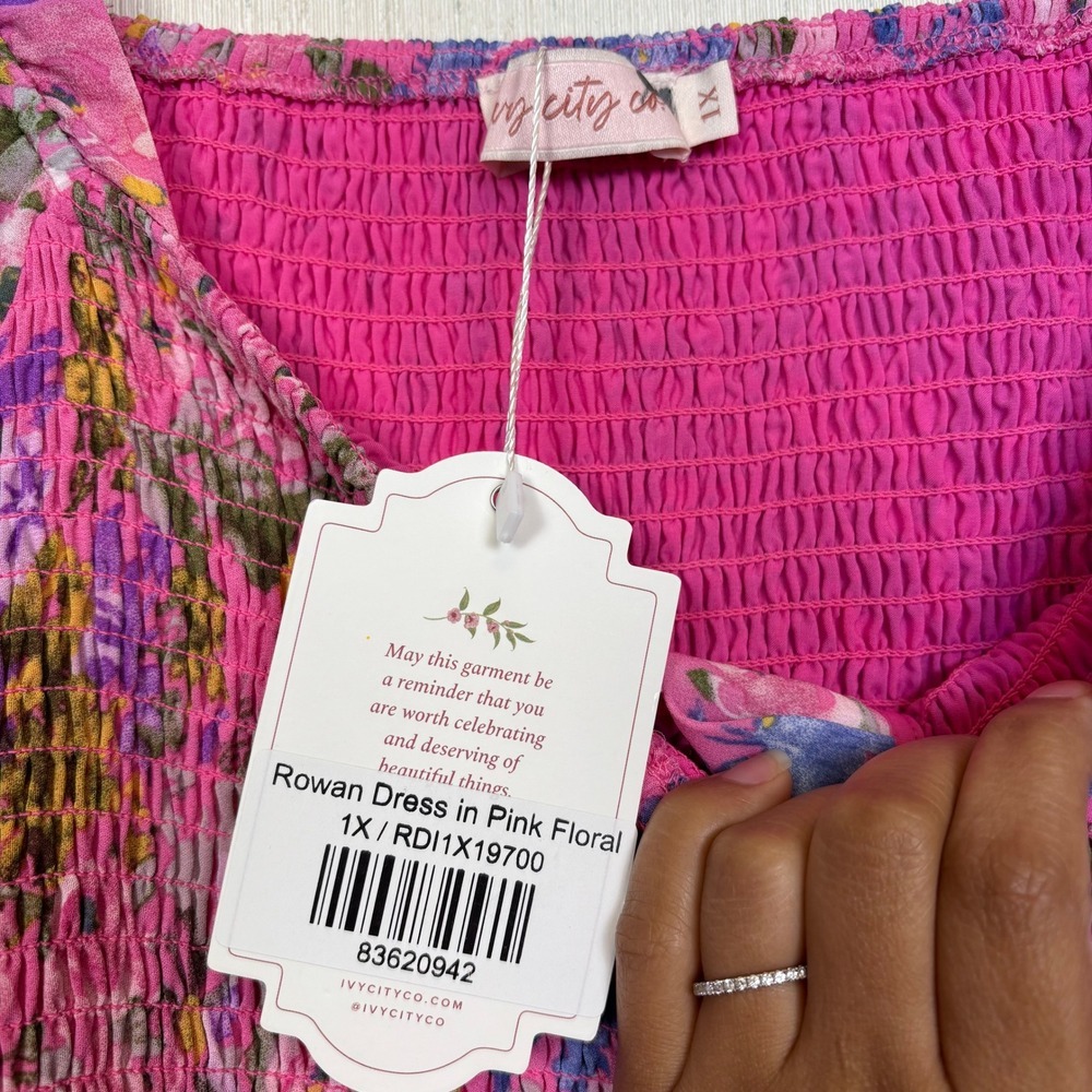 Ivy City Co Rowan Midi Dress 1X Pink Floral Smocked Tiered Cottagecore Vacation - Picture 9 of 12
